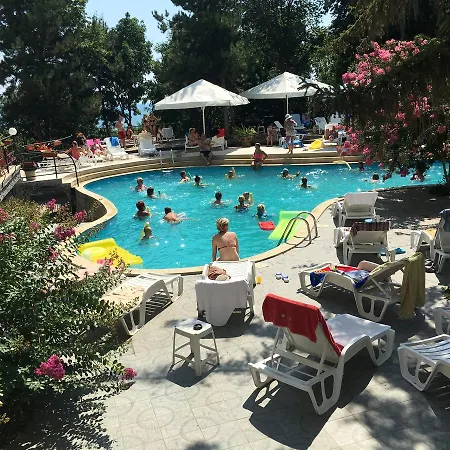 Hotel Park Briz 3*