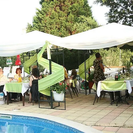 Hotel Park Briz 3*